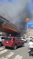 Fuego consume tienda Aro y Pedal