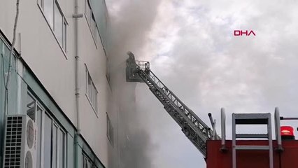 SİLİVRİ'DE ARAÇ FARI ÜRETİLEN FABRİKADAKİ YANGIN 7 SAATTE SÖNDÜRÜLDÜ