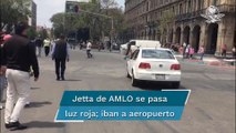 Jetta de AMLO no respeta semáforo rojo y viola reglamento de tránsito de la CDMX