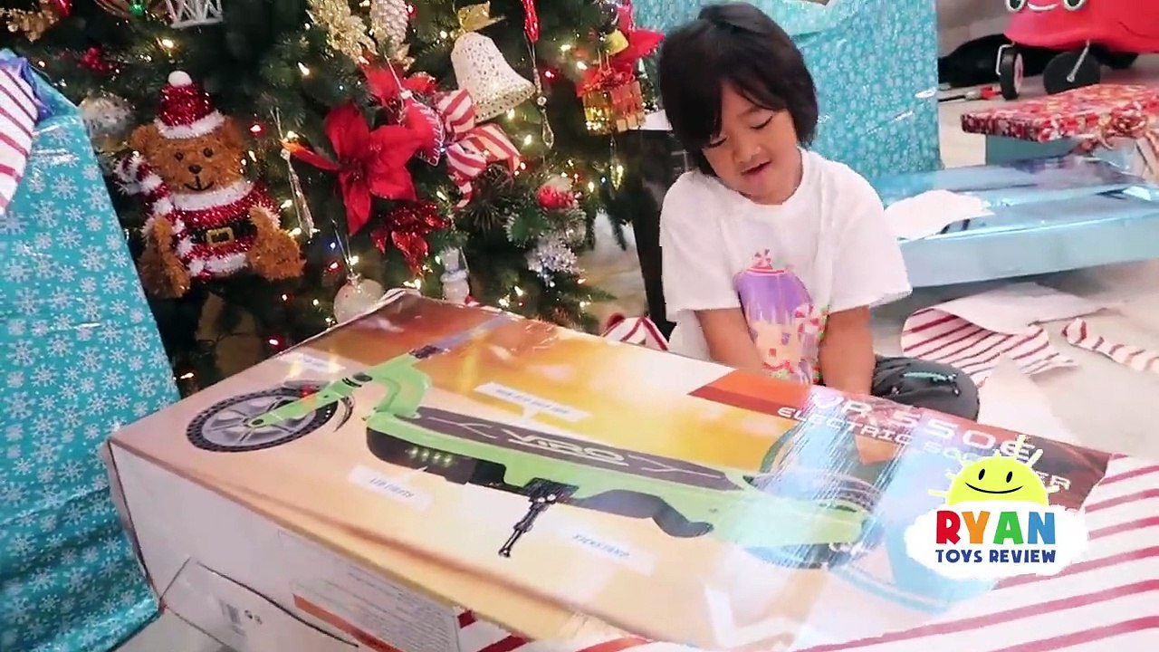 Christmas Morning Opening Presents 2018 Surprise Toys With Ryan Toysreview!