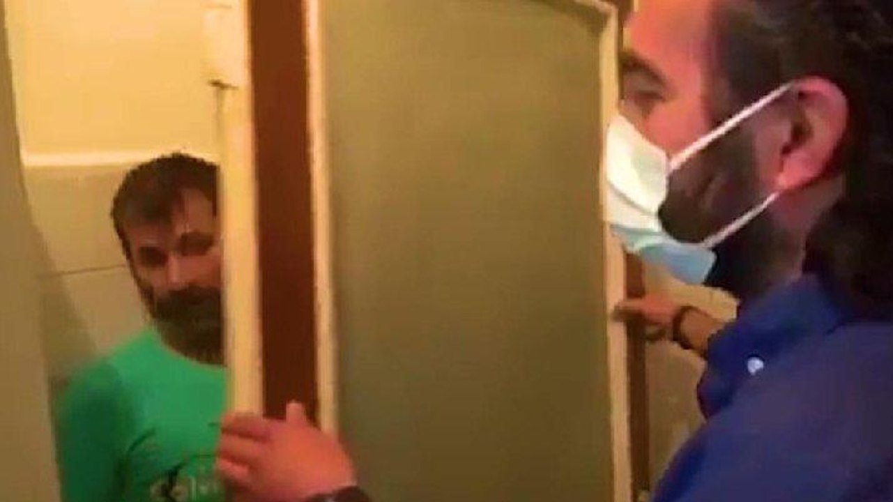 Kumar baskınında ilginç saklanma yöntemi: Söktüğü kapının arkasına gizlendi