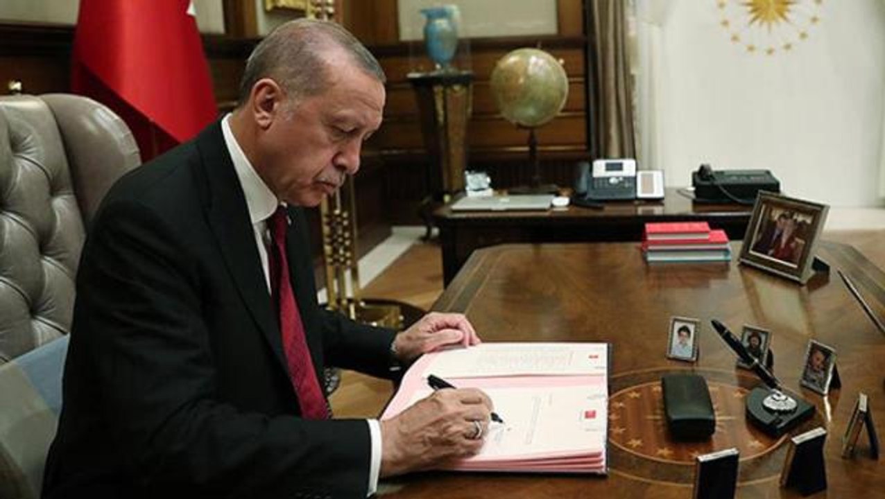 Ticaret Bakanlığı'nda kritik atama! Ruhsar Pekcan'ın yardımcısı da görevden alındı