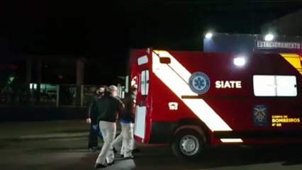 Homem sofre contusão no joelho após queda no cruzamento da Rua Paraná com a Pio XII no Centro