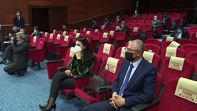 At least 180 wounded as Palestinians, Israel police clash in East Jerusalem