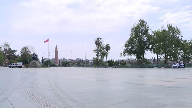 Turizm merkezlerinde tam kapanma sessizliği sürüyor