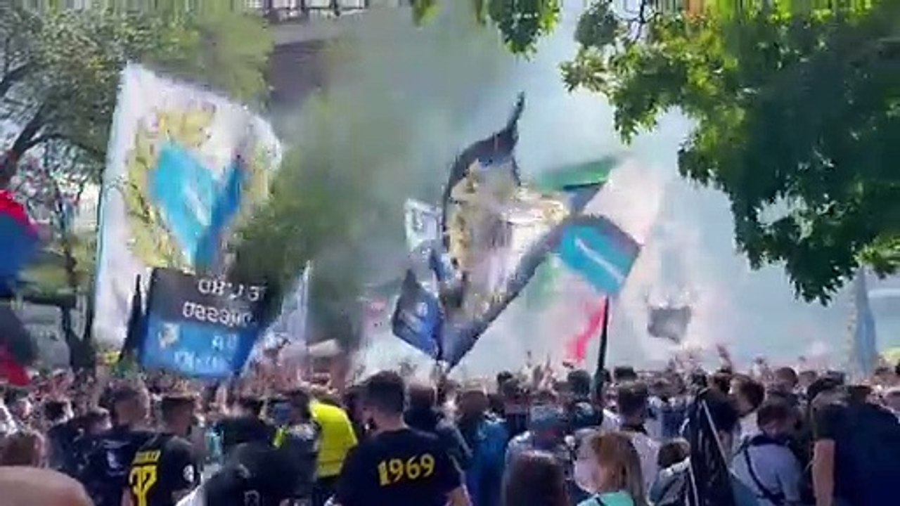 Cori e striscioni a San Siro per i campioni dell’Inter