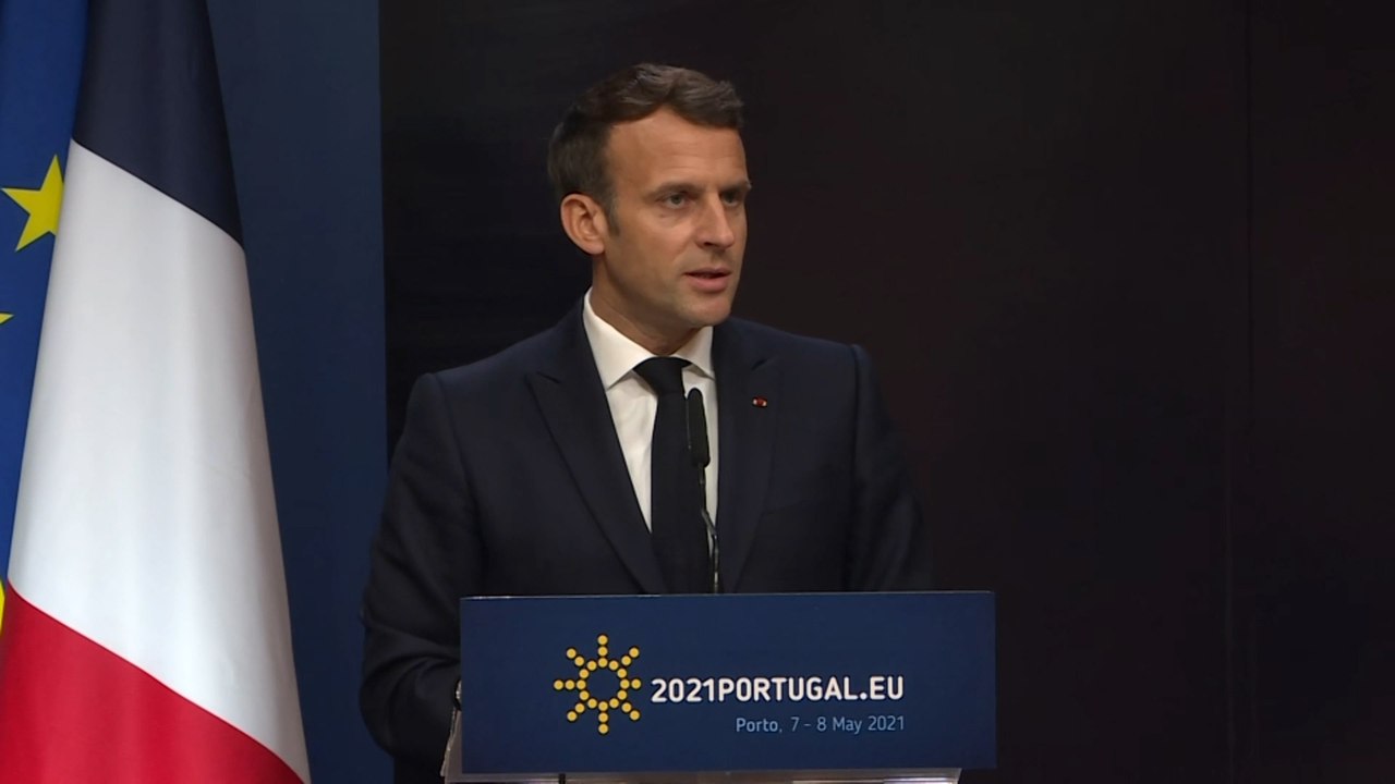 Policier tué à Avignon : Emmanuel Macron apporte son "soutien sans faille à toutes nos forces de sécurité intérieure"