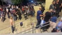 KUDÜS -İsrail polisi Doğu Kudüs'ün Şam Kapısı'nda Filistinlilere müdahale etti (3)