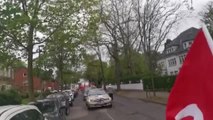 Son dakika... Polis şiddeti Duisburg'da oluşturulan araç konvoyuyla protesto edildi