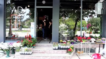 KIRKLARELİ - En güzel çiçekler "Seni çok özledim" notuyla annelere veriliyor