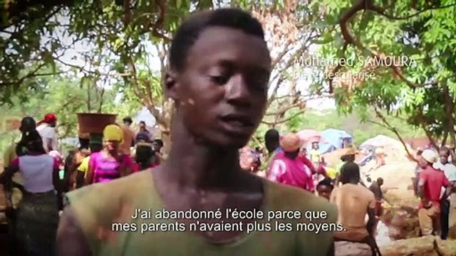SIGUIRI Ces enfants qui désertent l’école pour les mines d'or (Un excellent reportage d'ailleurs )