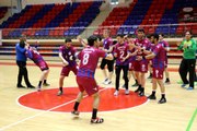 Karadeniz ekibi Erkekler Hentbol Süper Ligi'ne yükselmeyi kolbastı ile kutladı