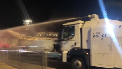 İsrail polisinden Şam Kapısı'nda Filistinlilere saldırı (4)