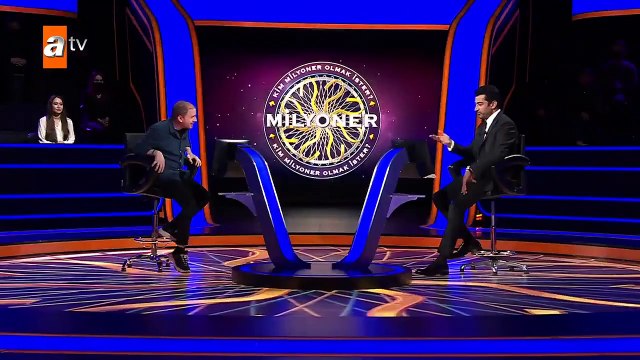 ‘Kim Milyoner Olmak İster’e damga vuran sürpriz evlilik teklifi!