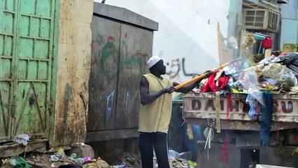 Suudi Arabistan'ın 2. büyük şehrinden düşündüren görüntüler...