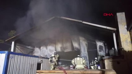 Son dakika... İSTANBUL-SİLİVRİ'DE KERESTE FABRİKASINDA YANGIN