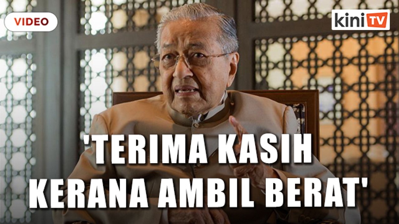 'Saya dah tak pergi solat jemaah, terlalu ramai mahu dekat' - Dr M