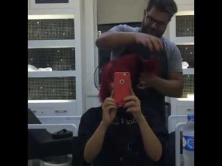 !غادة عبد الرازق بلون شعر جديد يصدم جمهورها