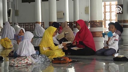 Açe'deki camiler çocuk sesiyle çınlıyor