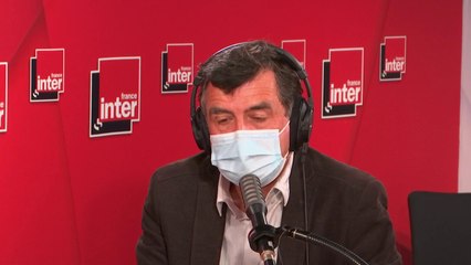 "Par rapport au variant anglais, dominant sur le territoire français, le vaccin AstraZeneca marche et prévient les formes graves" (Arnaud Fontanet)