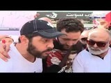 الممثل وسام صاليبا و طوني عيسى مع المتظاهرين في ذوق مصبح