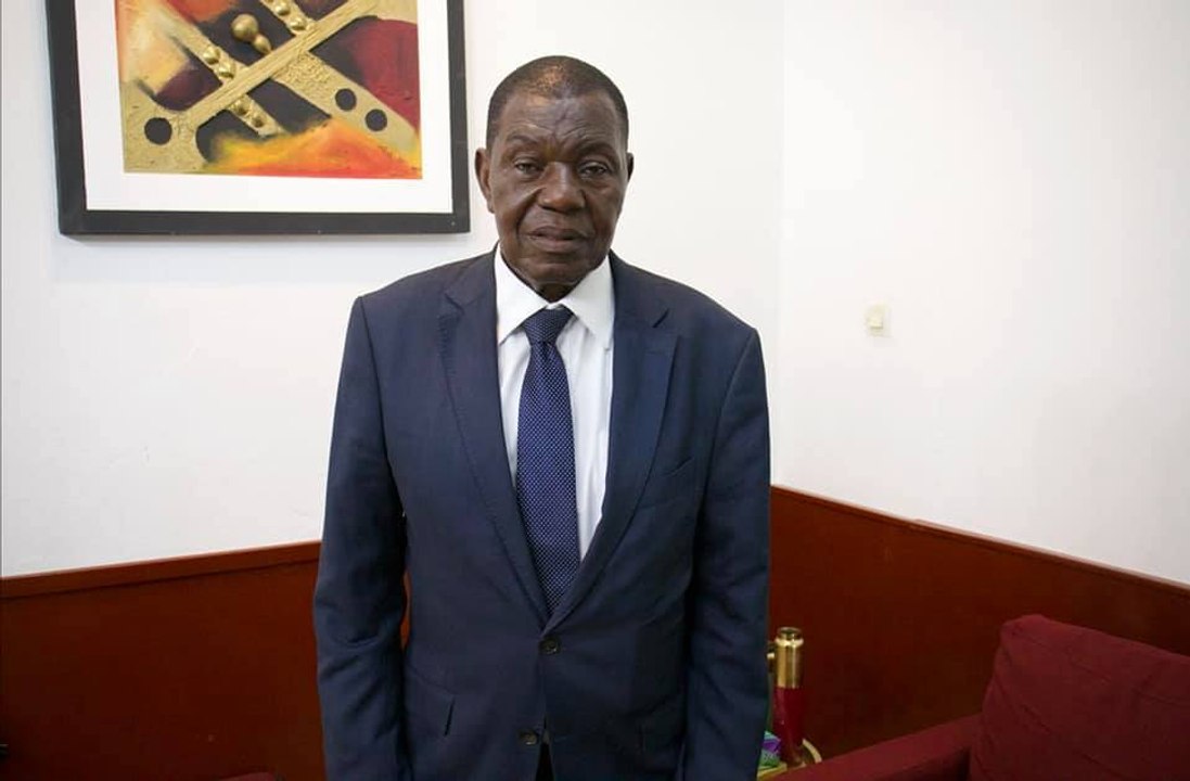 [#LeCanapéRouge]  Interview exclusive de Vyckos Ekondo, artiste, auteur, compositeur