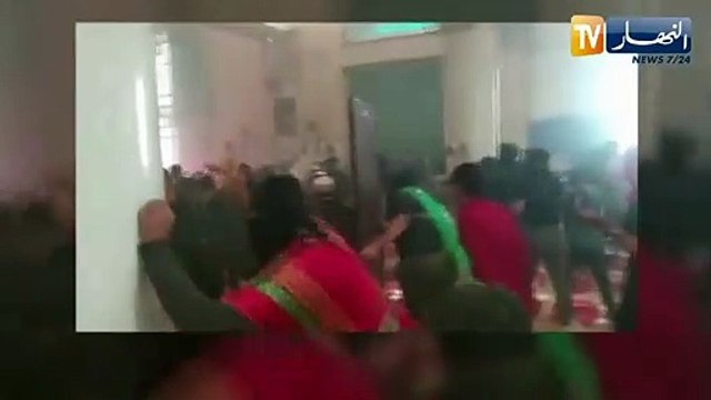 فلسطين: قوات الإحتلال الصهيوني تعتدي على المصلين داخل المسجد الأقصى