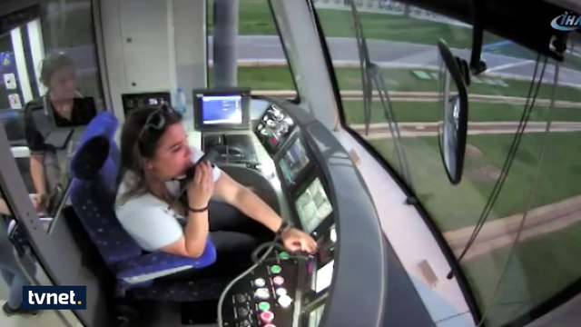 Sosyal medyanın gündemine oturan olay tramvay kamerasında