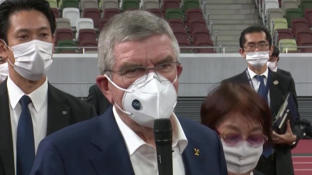 도쿄올림픽 조직위, 바흐 IOC 위원장 방일 연기 발표 / YTN