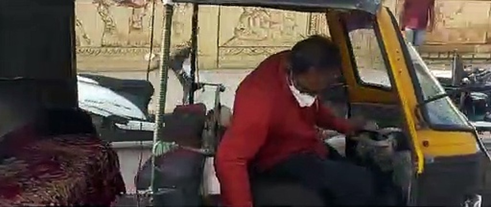 Video: कोरोना जागरुकता प्रचार-प्रसार वाहनों को दिखाई हरी झंडी
