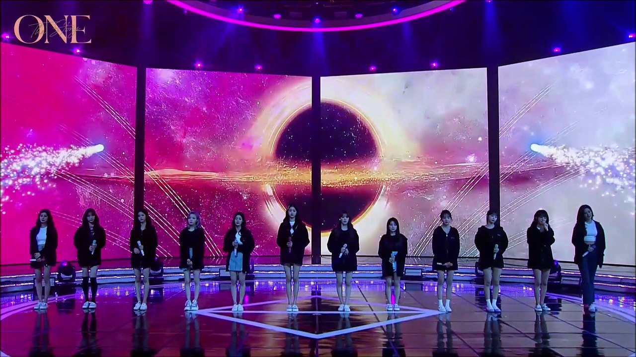 Parallel Universe - IZ*ONE Online Concert ~ONE, THE STORY~