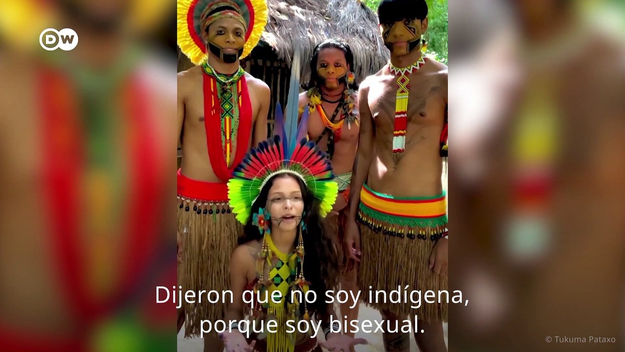 Indígenas brasileños redes sociales - DW