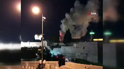 Mescid-i Aksa’nın bahçesindeki yangın paniğe neden oldu