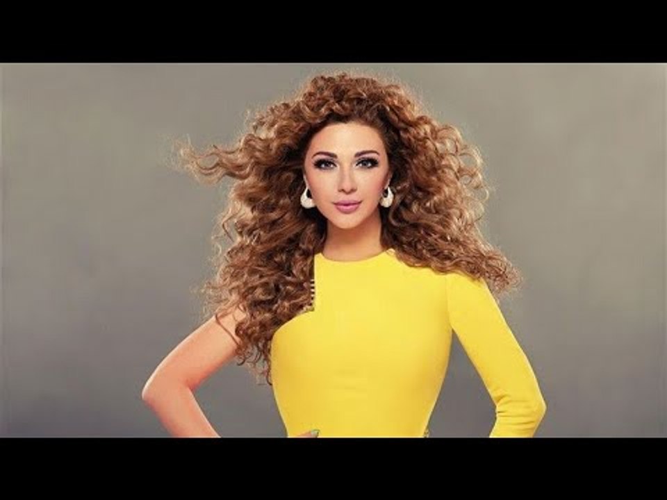 بعد كارين رزق الله .. ميريام فارس تثير بلبلة بإطلالتها الجريئة على البحر "الكاش مايوه" يكشف الكثير!!