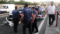 KAYSERİ - İki otomobilin çarpışması sonucu sürücüler yaralandı