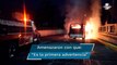 Incendian camión de pasajeros por presunta extorsión en Naucalpan
