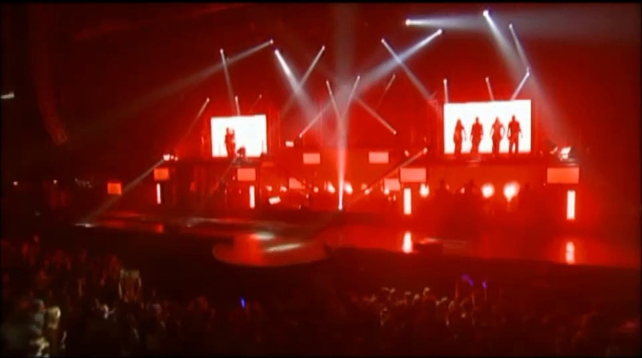 Lorie — Intro Show Lorie | LORIE : Live Tour 2003 | Le nouvel album de LORIE | Édition Collector