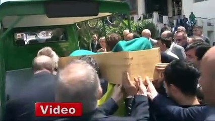 Gazeteci Akif Emre yaşamını yitirdi!