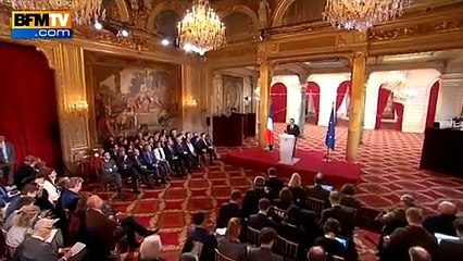 Hollande annonce de nouveaux moyens pour lutter contre le décrochage scolaire