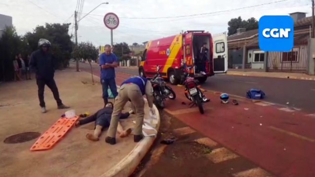 Duas pessoas ficam feridas em colisão entre motos na Avenida Tito Muffato, no Santa Cruz