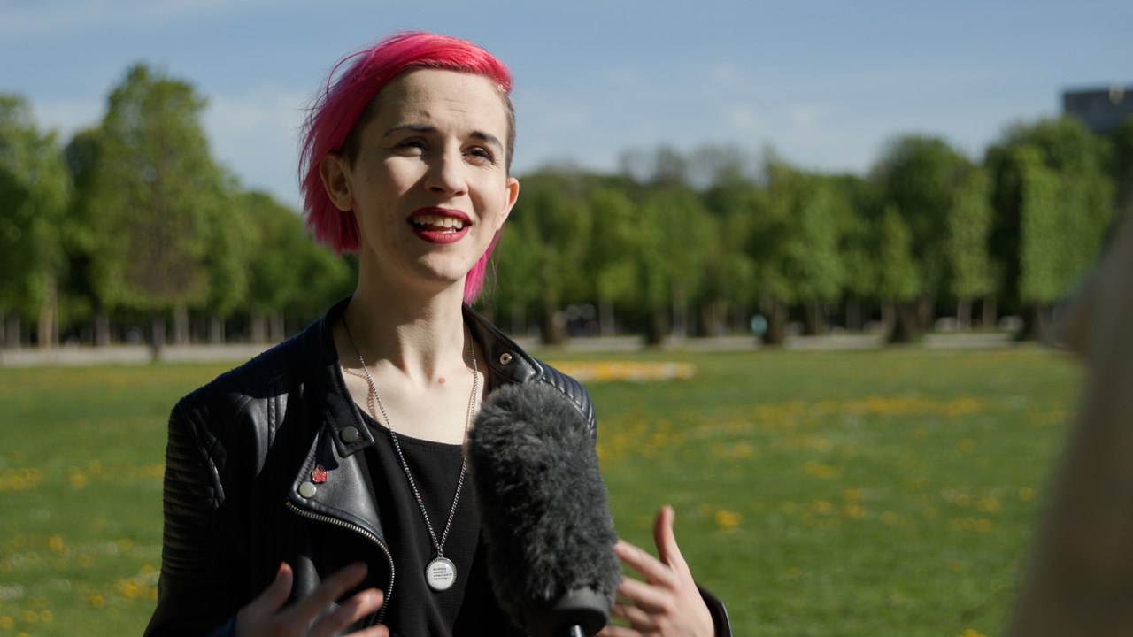 Praktika in der Pflege: Keine Bezahlung, Keine Impfung