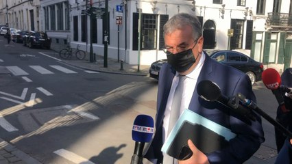 Coronapass : une profonde injustice tant que chacun n'a pas eu accès au vaccin (Pierre-Yves Jeholet)