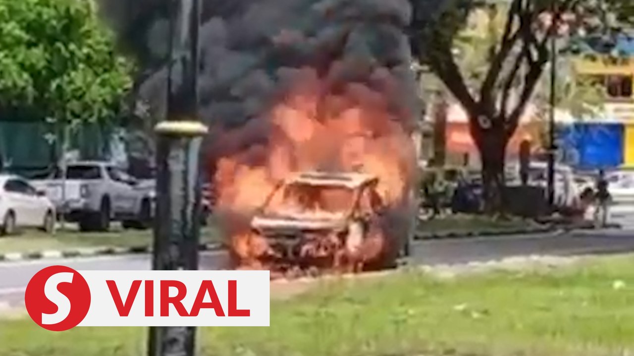 Man escapes in nick of time before car caught fire