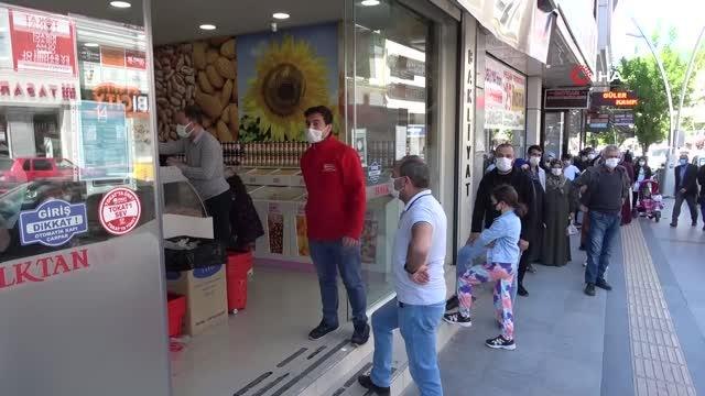 Tam kapanmada kuruyemiş kuyruğu