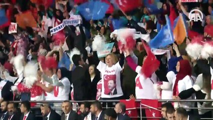 AK Parti kongresinde dikkat çeken pankart