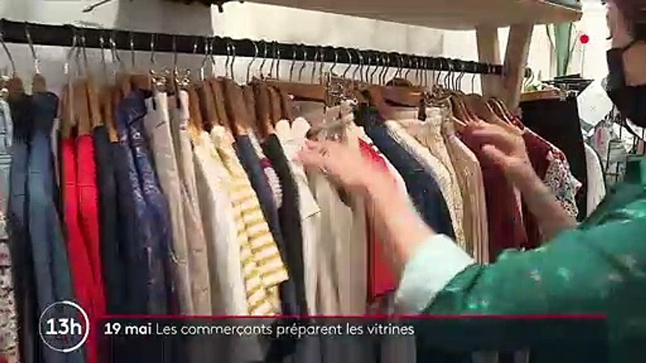 Déconfinement : les commerçants préparent leurs vitrines