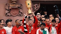 Es geht los - Die Jagd nach dem goldenen Pokal