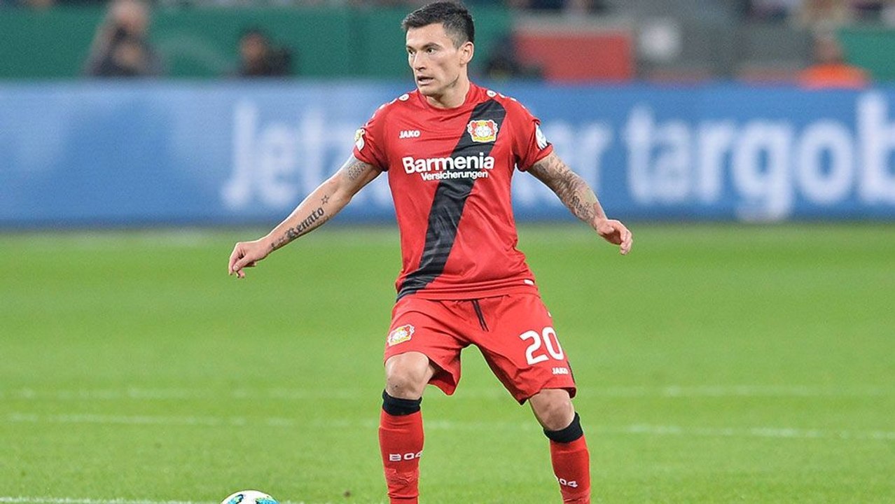 Problemposition Sechser - Aranguiz führt die Rangliste an