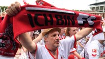 Euphorie beim Effzeh - Fans vom Wiederaufstieg überzeugt
