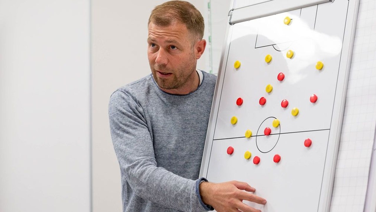 Die Taktik-Trends der Saison - Frank Kramer zu Gast beim kicker